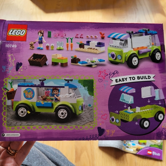 Lego friends mias organic food market - Picture 2 of 6